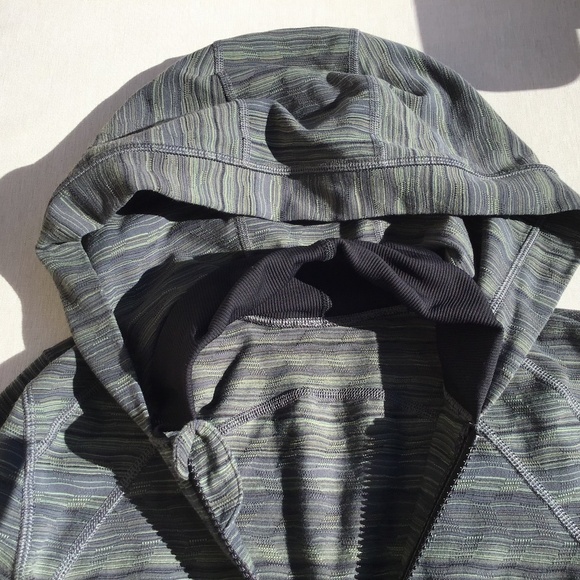 Lululemon Daily Practice Jacket - Picture 8 of 14